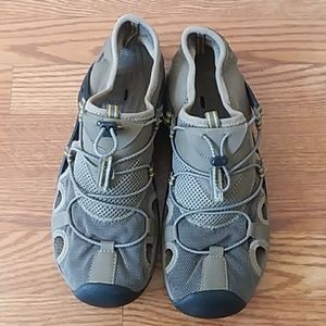 Mountrek hiking sandal size 10